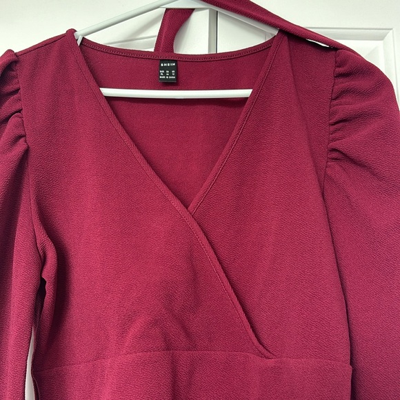 Burgundy top - Picture 2 of 6